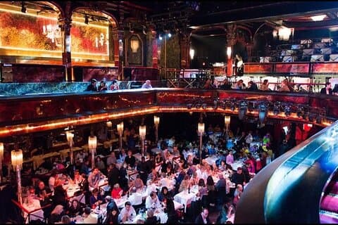 2cv Paris tours Saint Germain Quarter Cabaret Ticket Experience