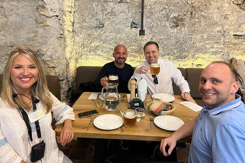 Tour a pie por Praga Cerveza e Historia (incluye 3 cervezas)