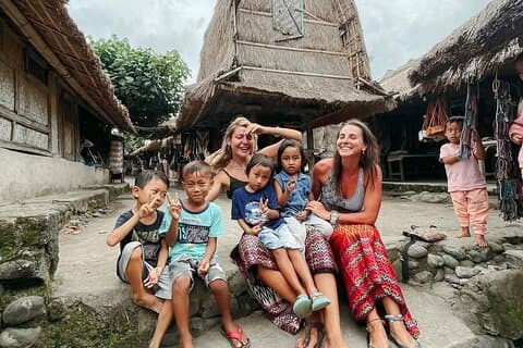 Sasak Village & Benang Kelambu Wasserfall Tour