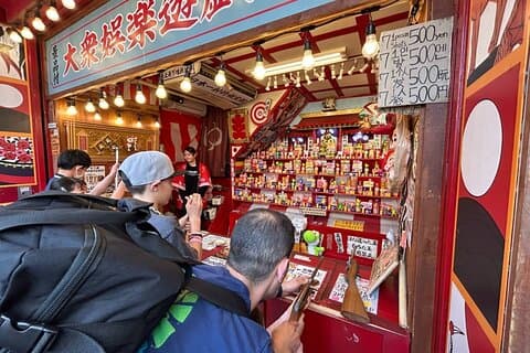 Osaka Retro Tour Kostenlos Für Kinder und familienfreundliche Erfahrung
