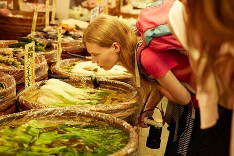 Kyoto: Visite guidée du marché de Nishiki pour trouver leur gourmet
