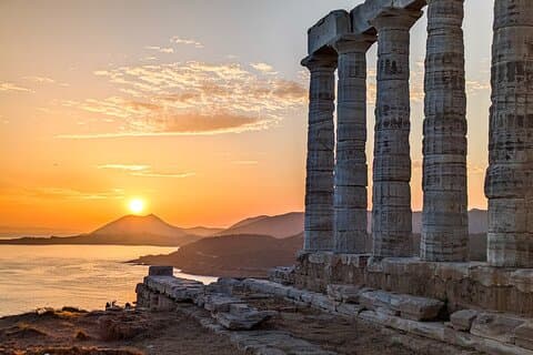 Atenas a Cabo Sounion & Lago Vouliagmeni : Excursión privada de medio día