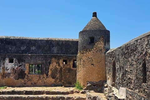 Visite de la vieille ville de Fort Jesus et Mombasa