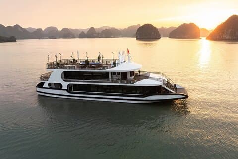 Heldagskryssning i Halong Bay från Hanoi – Bästsäljande rundtur