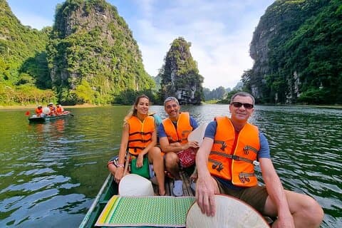 Excursion privée de luxe à Ninh Binh: Trang An, Bich Dong, Grottes de Mua