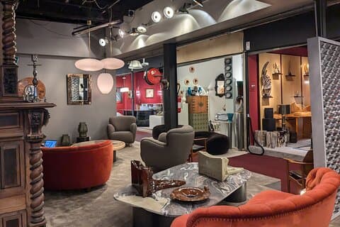 Utforska Paris loppmarknad med en passionerad lokal guide