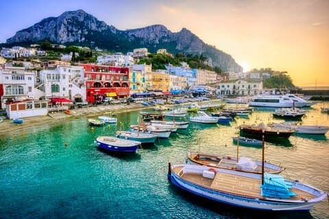 Magisk dagstur til Capri med ekspertguider Avreise fra Salerno