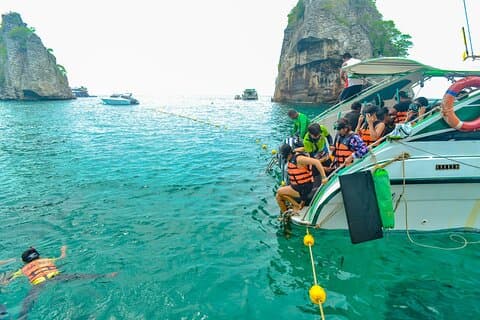 Koh Rok & Koh Haa Speedboat Tour w/ Snorkeling, Lunch & Transfers