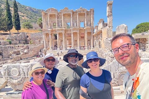 Kusadasi Port PRIVATE EPHESUS TOUR (fast pris 1 till 15 personer)