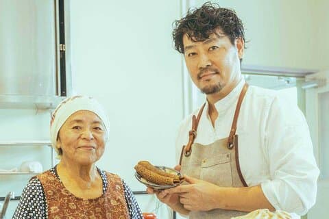Okinawa Local Chinsuko Dessert Making and Tea Experience