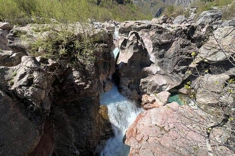 Dagtour naar het Theth National Park vanuit Shkoder met lokale gids