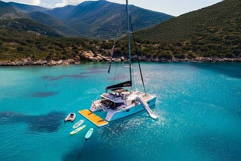 Agios Nikolaos: Semi-private Sailing trip. Lunch and Water Toys