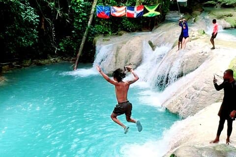 Island Oasis: Dunn's River Falls och Bluehole Adventure