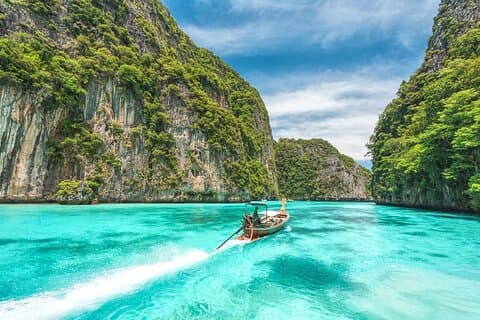 Half-Day Phi Phi Tour with Maya Bay By Longtail Boat From Phi Phi