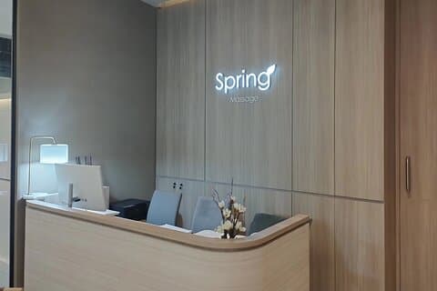 Massagem da Primavera em Rama 9 Shop G-Tower, Banguecoque
