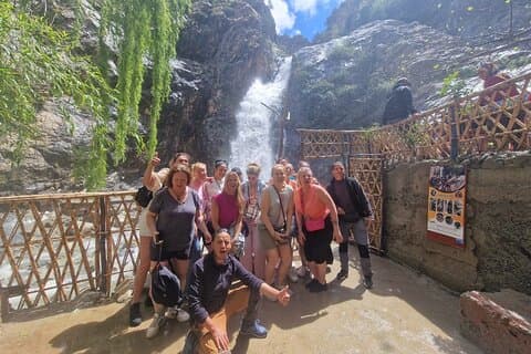 Marrakech: Atlasgebergte, Ourika-vallei, waterval & lunch