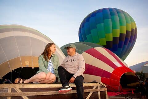 Beleef het: vlieg in een luchtballon over Teotihuacán en ontbijt in een grot.