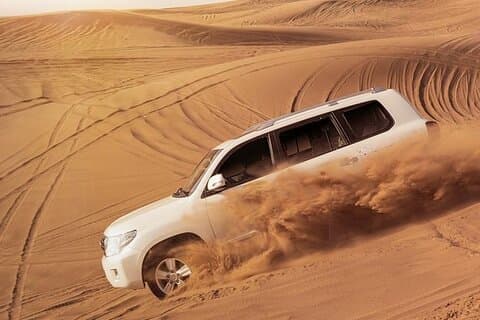 Dubaï : Safari dans le désert d'une demi-journée, chameaux, quad et rafraîchissements