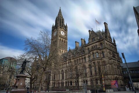 Experiencia de audio autoguiada en Manchester