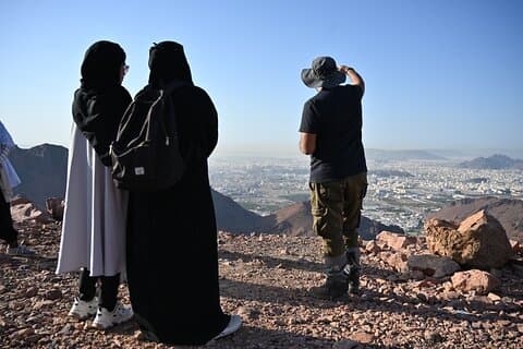 Historisk vulkanvandringstur i Madinah med Expert Guide
