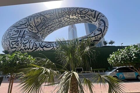 Dubai VIP City Tour in veicolo di lusso