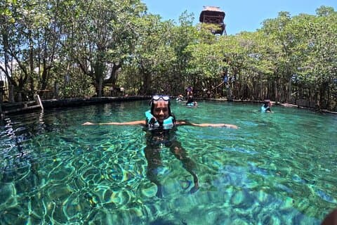 Holbox: Pajaros island, Pasion Island & Punta Mosquito- pick up
