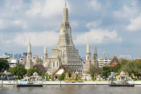 Grand Palace Wat Pho & Wat Arun Tour mit Tuk Tuk und Spaziergang