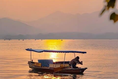 Hangzhou Custom Private Tour med lokal guide