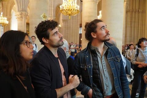 Paris Notre-Dame Interior Guided Tour with Scheduled Group Access