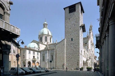 Från Milano: Comosjön, Naturskön utsikt, Bellagio & Vinprovning