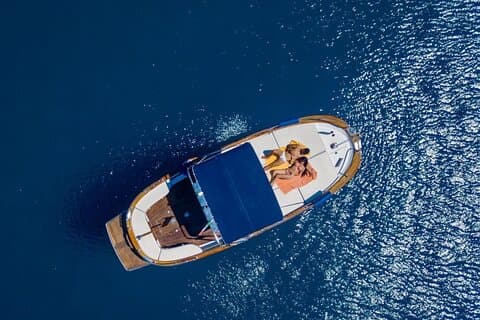 AMALFI & POSITANO Gozzo Boat Tour from Salerno