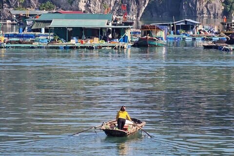 Verbazingwekkende Lan Ha Bay Sunset Boottocht vanaf Cat Ba Island