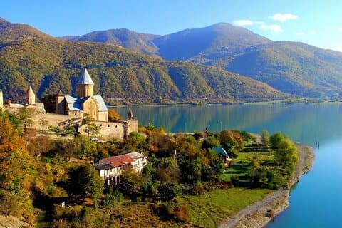 Excursão pelas Montanhas Gudauri e Kazbegi a partir de Tbilisi