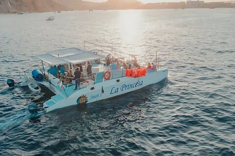 Cabo Catamaran – Snorklingstur och kustutsikt