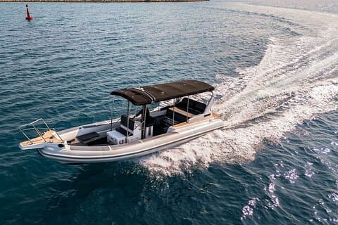 Zadar: Tour of 4 islands by speedboat with wine and snorkeling