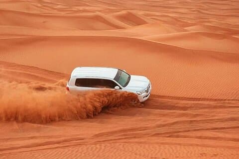 Dubai Private Morning Safari Dune Paseo en camello Sandboarding