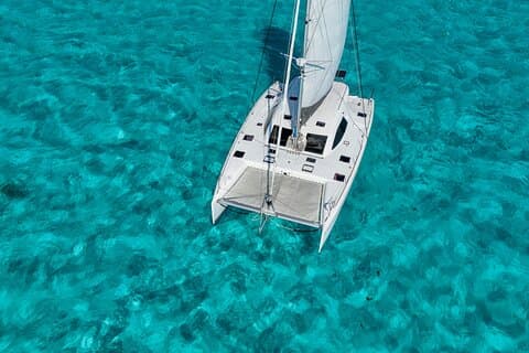 Cancún privécatamarancruise – Open bar & snorkelervaring