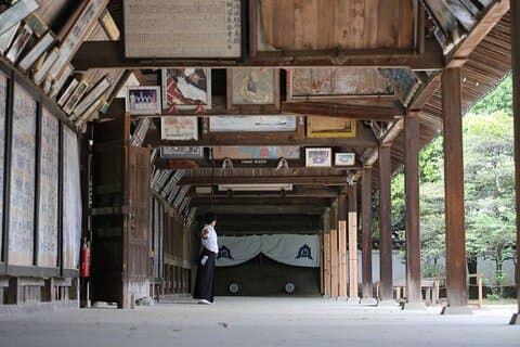 2 Hour Shrine Archery Experience in Higashikagawa