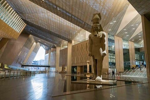 Grand Egyptian Museum Piramides en Sfinx met privé Gids