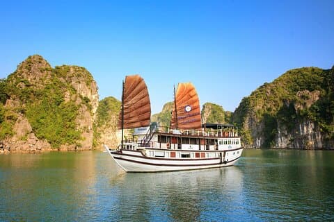 Fra Hanoi: Utrolig skjønnhet Bai Tu Long 2-dagers naturskjønne cruise