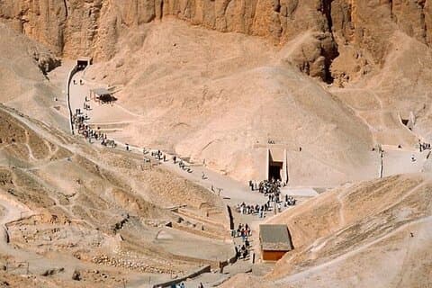 Full dagstur : Valley of the kings & Queens&Hatshepsut Temple &mer