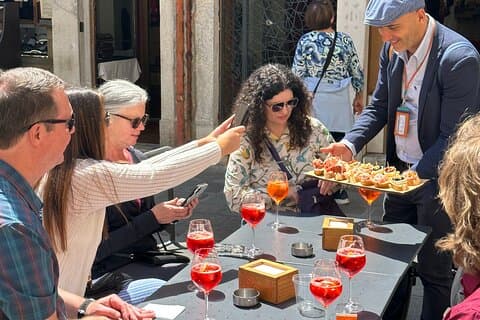 Sabores de Veneza Rialto Street Food and Sightseeing Tour