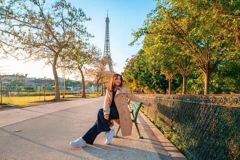 Paris Group Photoshoot com 30 fotos profissionais