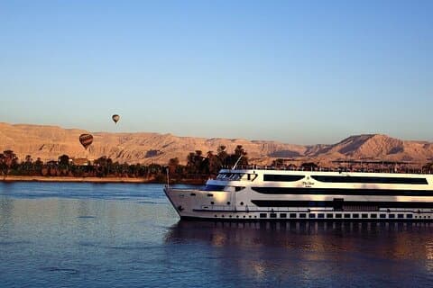 4 Days Nile Cruise from Aswan to Luxor with Baloon Ride