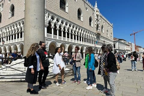 Palácio dos Doges sem fila e Praça de São Marcos com degustação de vinhos