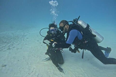 PADI Open Water Diver Course Hurghada – English & German &French