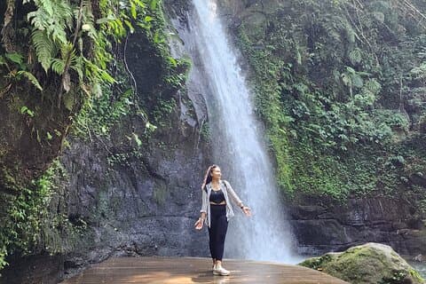 Ubud Sacred Water Ritual & Ancient Cave Adventure to Hidden Falls