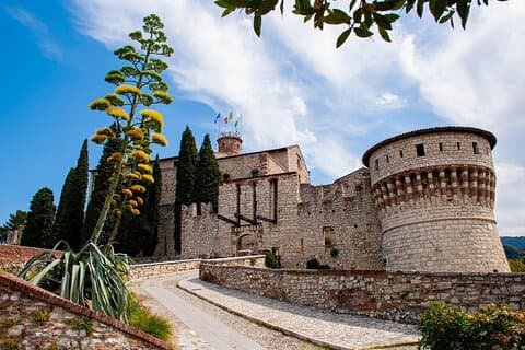 Private Historic Walking Tour in Brescia