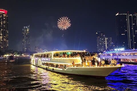 Restauranter i nærheden af Chao Phraya Princess Cruise Dinner Tour