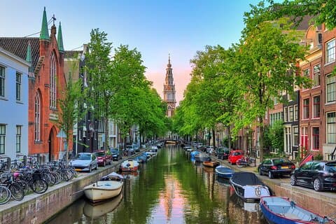 Private Tour from Rotterdam to Kinderdijk and Amsterdam